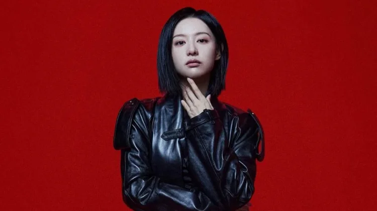 Kim Ji Won Tampil Karismatik sebagai Dokter Gelap di Doctor X
