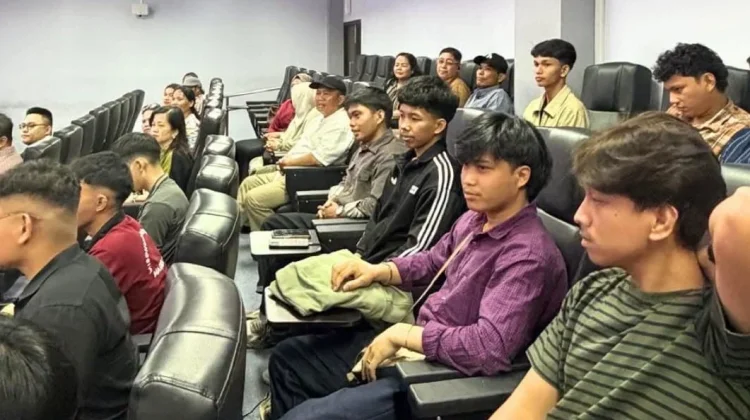 Polibatam Lepas Mahasiswa Teknik Mesin Studi Tahun Kedua di Tiongkok