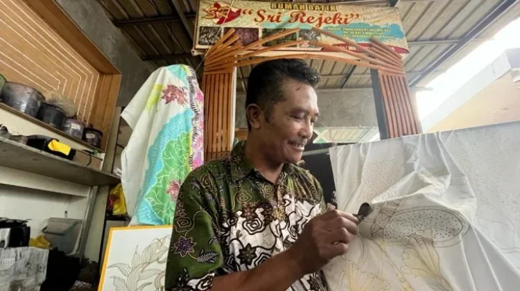 Proses Kreatif Membuat Batik Gonggong