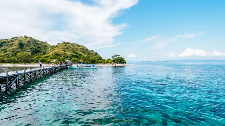 Labuan Bajo, Gerbang Komodo dan Jejak Budaya Manggarai