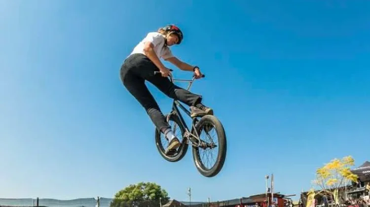 BMX, Olahraga Sepeda yang Mengandalkan Kecepatan dan Keterampilan