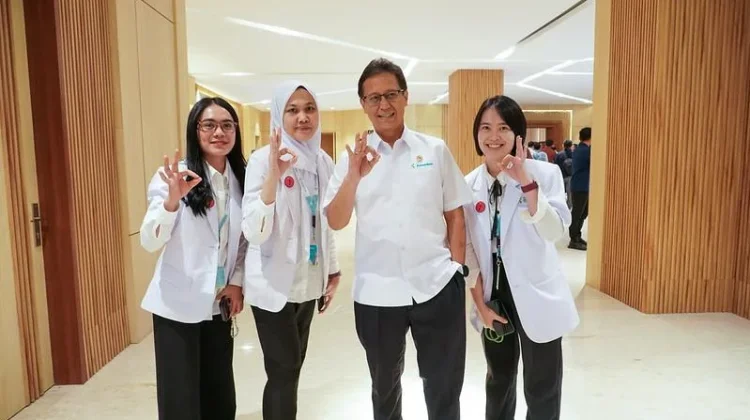 Kemenkes Turunkan Syarat SKP Dokter Jadi 160 dalam Lima Tahun