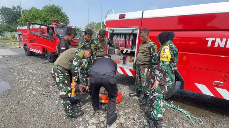 Lanud Hang Nadim Tingkatkan Kesiapsiagaan lewat Latihan Mobil Pemadam