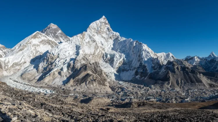 8 Jenazah Ditemukan dari Longsor Salju Gunung Himlung Nepal