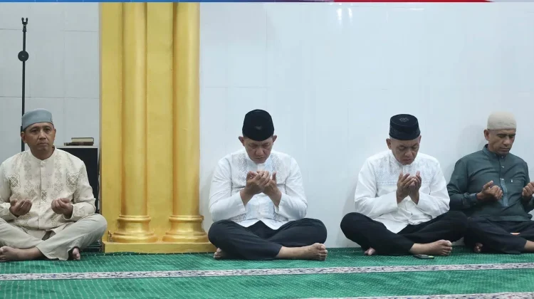 HUT ke-81 TNI, Kodaeral IV Gelar Pengajian dan Santuni 20 Anak Yatim