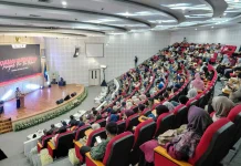 OJK Perkuat Literasi Asuransi Generasi Muda di UNEJ