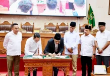 DPRD dan Pemko Batam Sepakati Ranperda Administrasi Kependudukan