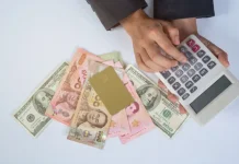 Lonjakan Harga Minyak Picu Risiko Inflasi dan Tekan Mata Uang Global