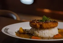 Tore Curry House Jadi Favorit Kuliner Batam