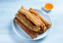 Asal Usul Cakwe Kudapan Legendaris Sarat Makna