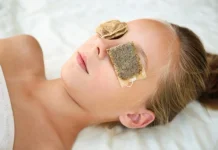 Masker Teh Alami untuk Mengatasi Mata Panda