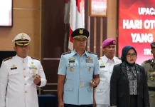 Danlanud Hang Nadim Hadiri Upacara Hari Otonomi