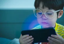 Paparan Sinar Biru Ancam Kesehatan Retina
