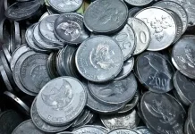 Benarkah Membuang Uang Bisa Dipenjara? Ini Penjelasannya
