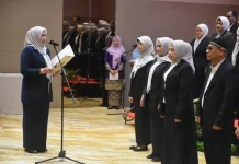 Dewi Kumalasari Ansar Kukuhkan Pengurus Baru YKI Batam