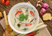 Cara Menyimpan Sup Kuah Santan agar Tidak Cepat Basi