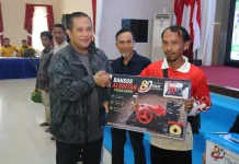 Polda Kepri Gelar Nobar Piala Dunia 2026, Salurkan Bansos dan Alsintan untuk Petani
