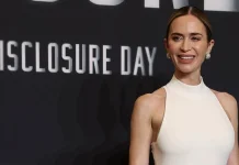 Emily Blunt Pilih Sentuhan Manusia