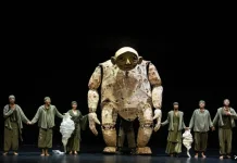 Papermoon Puppet Theater Harumkan Indonesia di Jerman