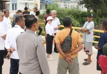 Buaya Empat Meter Muncul di Permukiman Batam, Warga Diminta Waspada