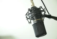 Mengenal Siniar, Media Audio Digital yang Semakin Populer