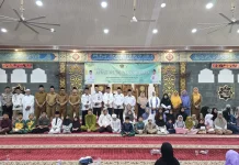 40 Anak Yatim dan Penyandang Disabilitas di Karimun Terima Santunan