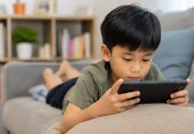 Kiat Mencegah Anak Ketergantungan Gadget tanpa Melarang Penggunaannya