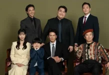 Ji Sung Tampil Kocak lewat Foto Keluarga Palsu di Drama Baru