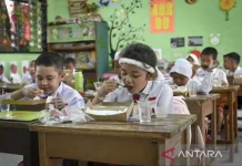 [Hoaks] 500 Juta Anak Kekurangan Gizi usai MBG Diliburkan