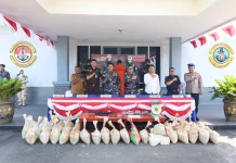 TNI AL Gagalkan Penyelundupan Pasir Timah Ilegal di Perairan Lingga