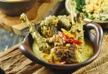 Mengenal Cita Rasa Ayam Lodho, Kuliner Ikonik Trenggalek dan Tulungagung