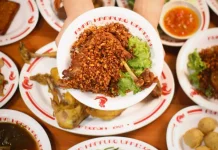 Ayam Kampung Bumbu Hitam Warisan Batam