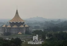 Kabut Asap Memburuk, Sarawak Tutup 591 Sekolah