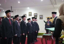 Kakanwil Kemenag Kepri Lantik 16 Kepala KUA