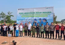 Coastal Area Karimun Dihijaukan dengan 600 Bibit Pohon