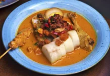 Lontong, Karbohidrat Favorit dalam Kuliner Nusantara