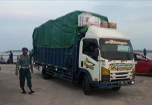 TNI AL dan BKHIT Natuna Amankan Tiga Truk Pangan tanpa Dokumen Resmi