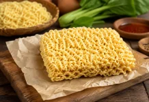 Mie Instan Dilapisi Lilin? ternyata Ini Fakta Sebenarnya