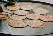Prata dan Canai, Dua Roti Pipih yang Mirip tapi Punya Karakter Berbeda