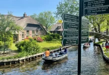 Giethoorn, Desa di Belanda yang Tak Punya Jalan Raya