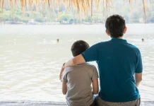 Orang Tua Berperan dalam Stimulasi Bicara Anak
