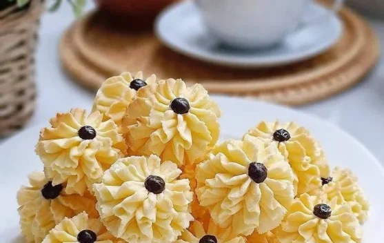Sepuluh Kue Kering Favorit Saat Lebaran