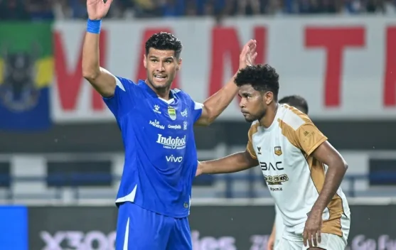 Dibalik Statistik Pertahanan Persib yang Tangguh