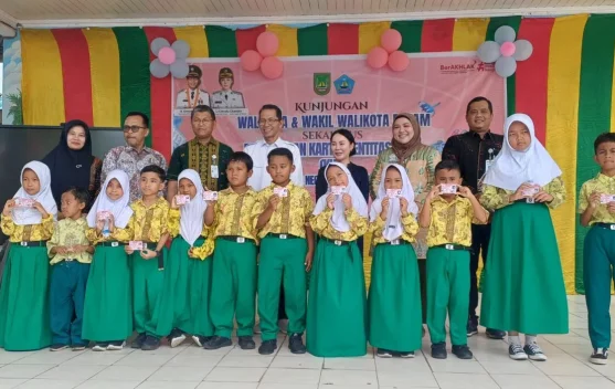 Disdukcapil Batam Gencarkan Pencetakan KIA untuk Pemenuhan Hak Identitas Anak