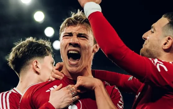 Rasmus Højlund Resmi Bergabung Permanen dengan Napoli