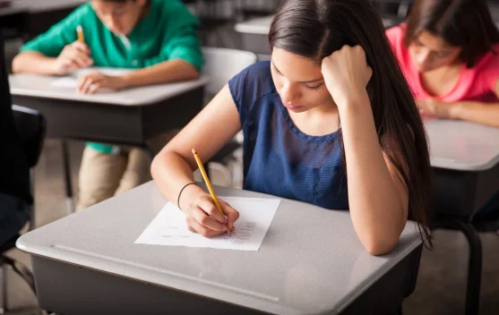 China Perketat Pengawasan Gaokao 2026, Kacamata Pintar Dilarang di Ruang Ujian