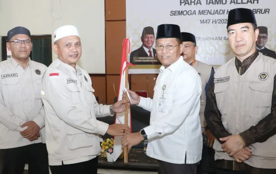 379 Jemaah Haji Kloter 25 Debarkasi Batam Tiba di Tanah Air