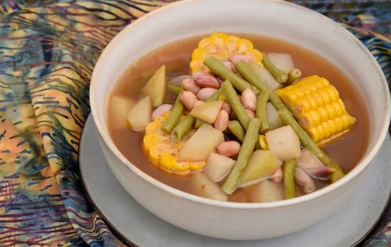 Resep Sayur Asem Betawi dengan Ciri Khas Kuah Merah Keruh