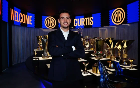 Inter Milan Resmi Datangkan Curtis Jones dari Liverpool