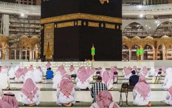 Lindungi 200.000 Jemaah Tiap Bulan, Kemenhaj Tegaskan Travel Wajib Berizin